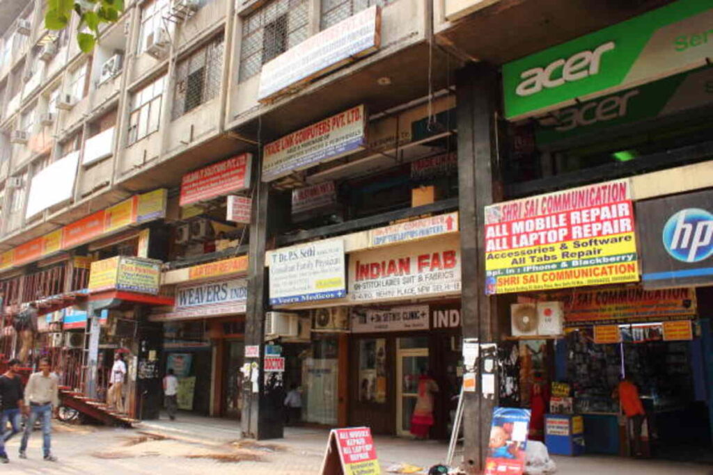 Fl Off Shop Near Me in Delhi