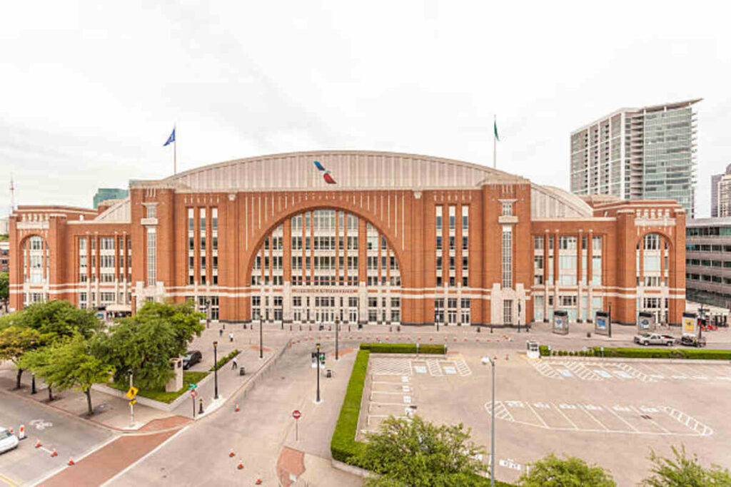Jurassic World Live Tours American Airlines Center